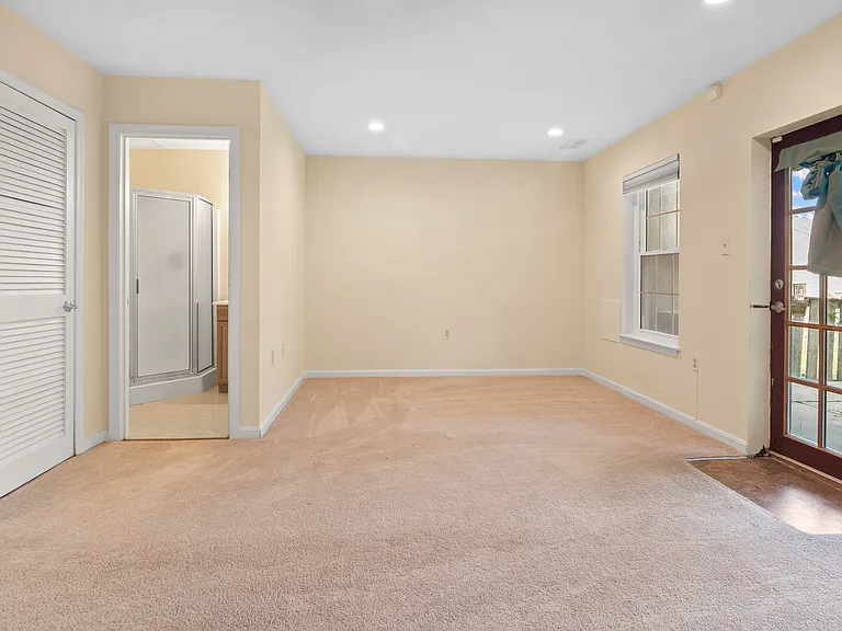 26 Wessex Ct — Photo 20