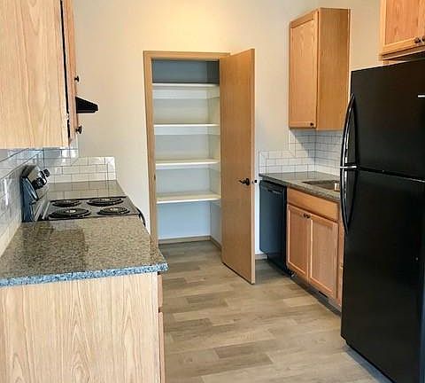 2nd image of 714 N 30th Ave #1