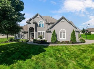 4721 SW Raintree Dr, Lees Summit, MO 64082