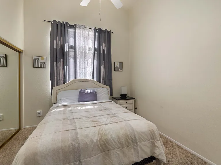39523 Chalfont Ln — Photo 10