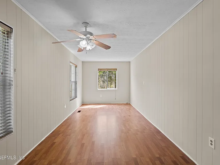 253 Cowry Rd — Photo 15