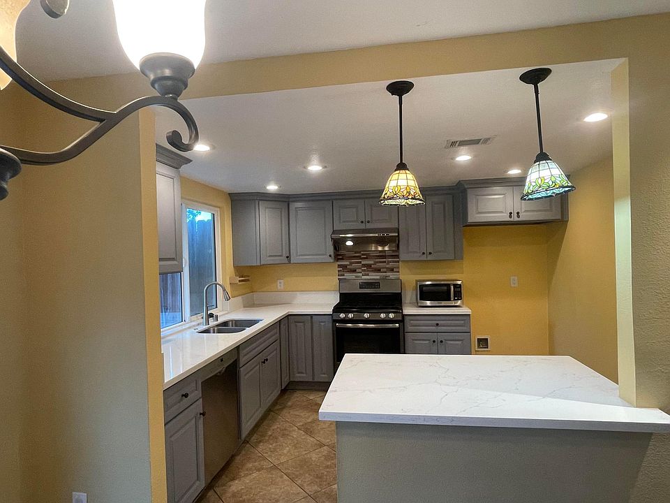 1st image of 6168 Smokey Hill Ln