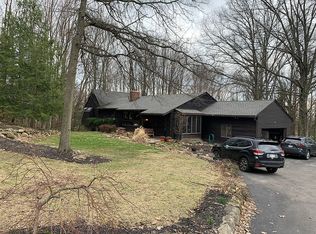 11000 Walnut Ridge Rd, Chesterland, OH 44026