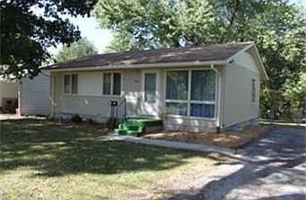 1st image of 7606 E 49th Ter