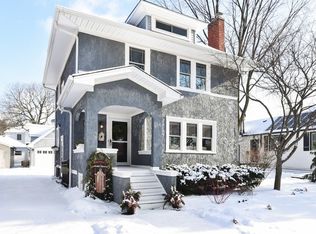 4131 Wolf Rd, Western Springs, IL 60558