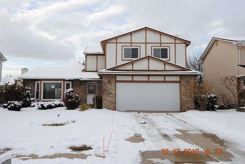 1st image of 8453 Berkshire Dr