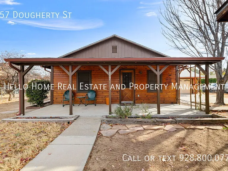 857 Dougherty St — Photo 3