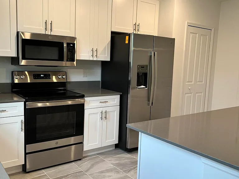 1098 Pacific Dunes Ct — Photo 3