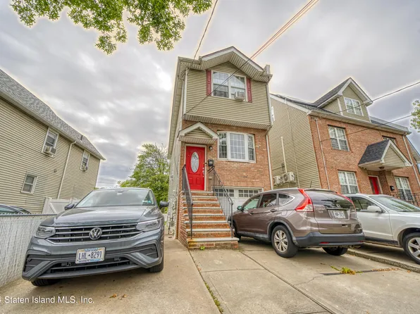 32 Walker St, Staten Island, NY 10302