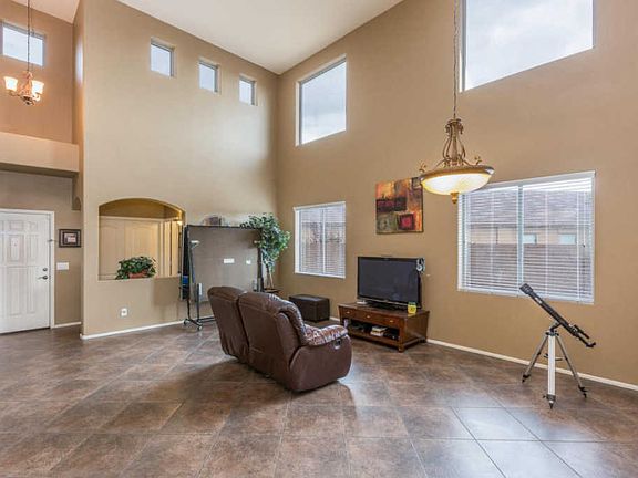 5th image of 38434 N Sandy Ct