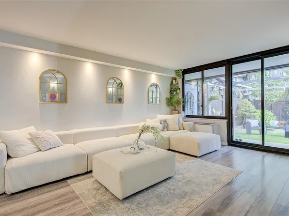 209-33 26th Avenue #TC, Bayside, NY 11360