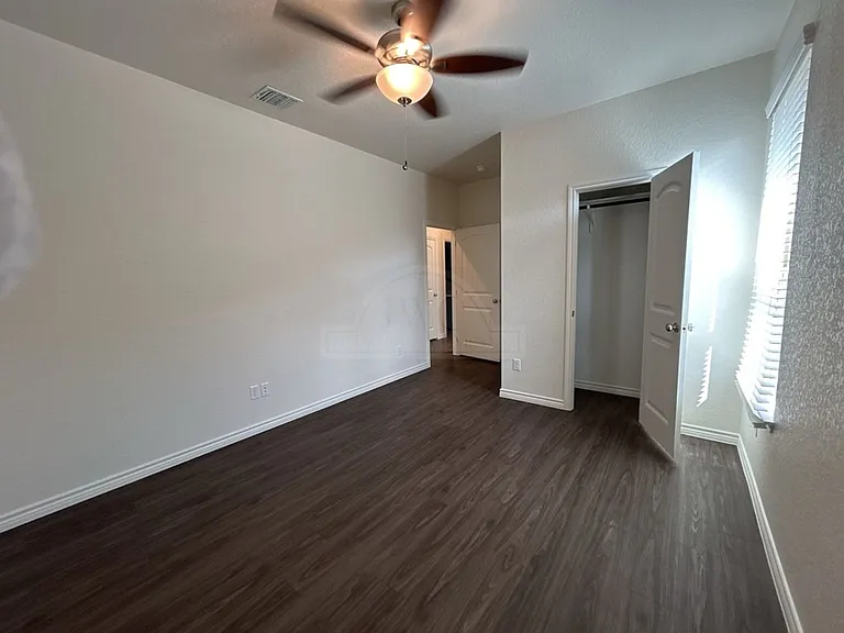 5112 Rose Garden Loop — Photo 21