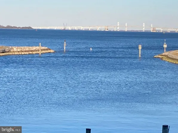 7028 Channel Village Ct APT 101, Annapolis, MD 21403