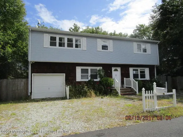 26 Powell Ln, Barnegat, NJ 08005