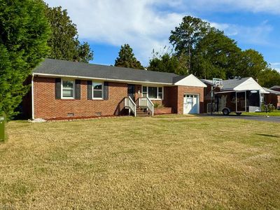 808 Raymond Ct, Virginia Beach, VA, 23464