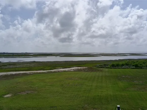 3603 Mitote Dr, Galveston, TX 77554