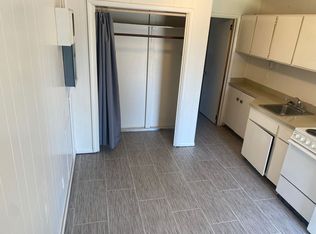 5272 Main St #1, Springfield, OR 97478