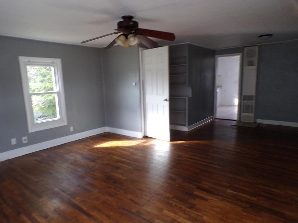 1st image of 408 Platte St