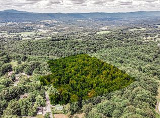 Pinecrest Rd, Jacksboro, TN 37757