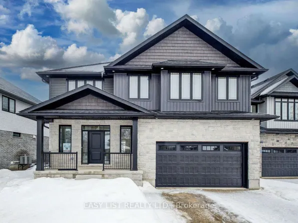 487 Black St, Centre Wellington, ON N1M 0A2