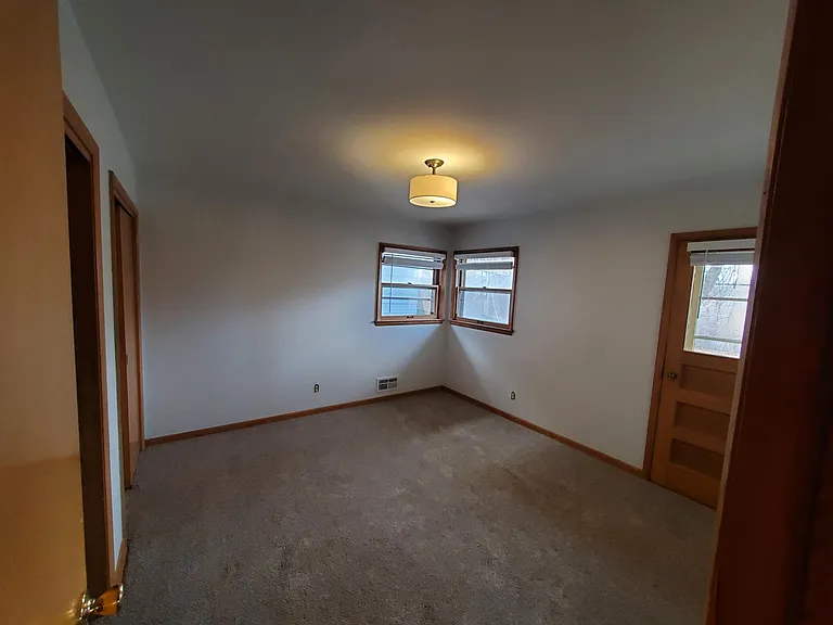 3737 N Morris Blvd — Photo 11