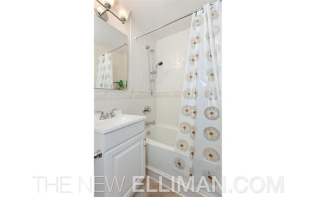 Sold by Douglas Elliman | media 16