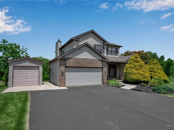 3851 Upper Mountain Rd, Sanborn, NY 14132