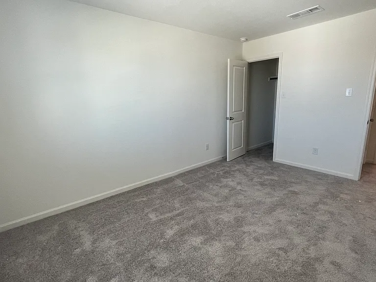 10320 Holycross Ln — Photo 18