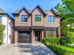 8 Shand Ave, Toronto, ON M8X 1T5