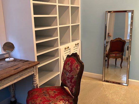 bedroom, dressing room