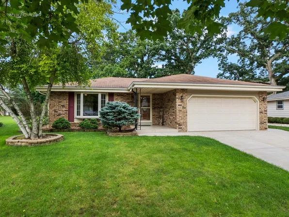 1816 Hemit AVENUE, Waukesha, WI 53189