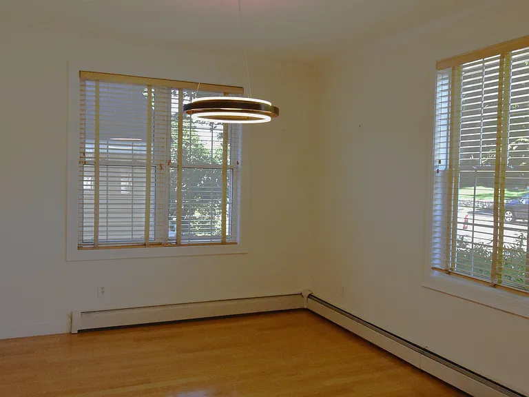 2246 Elm St — Photo 6