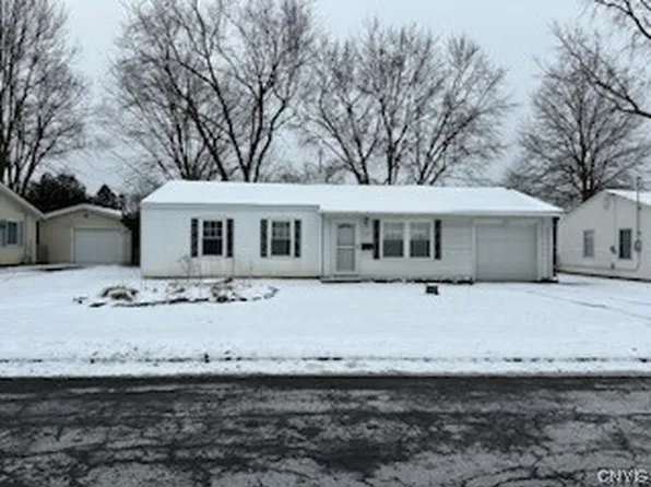 1107 Delray Dr, Rome, NY 13440