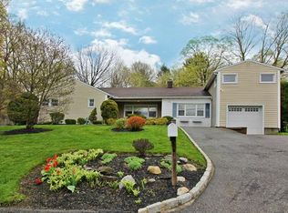 1 Ganung Dr, Ossining, NY 10562