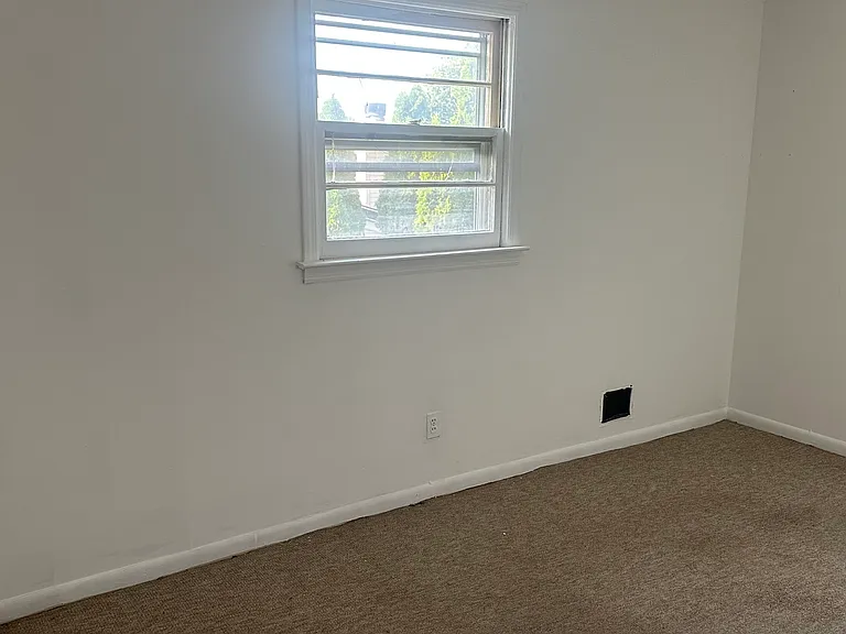 Dorothy Dr — Photo 4
