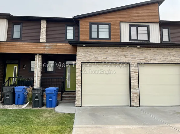 430 Highlands Blvd W #3, Lethbridge, AB T1J 5K5