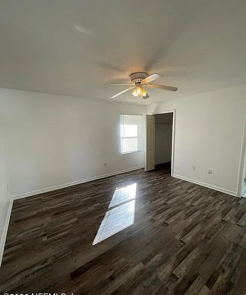 9 Lyons Pl — Photo 20