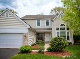 929 Manchester Rd, Lake Zurich, IL 60047