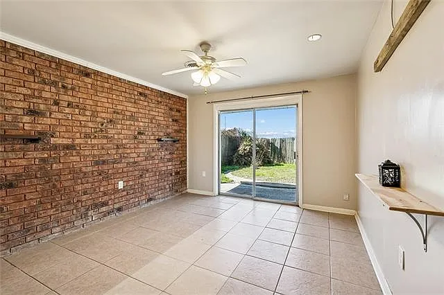 4510 Read Blvd — Photo 10