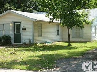 717 Tapley St, Grand Prairie, TX 75051