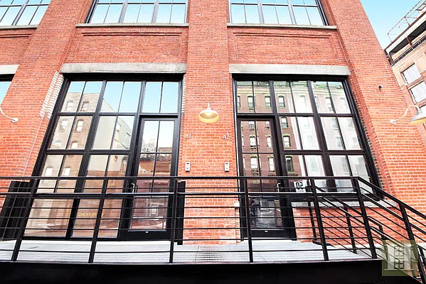 Sold by Halstead Real Estate | media 22