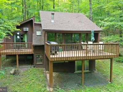 170 Whipporwill Way, Berkeley Springs, WV 25411