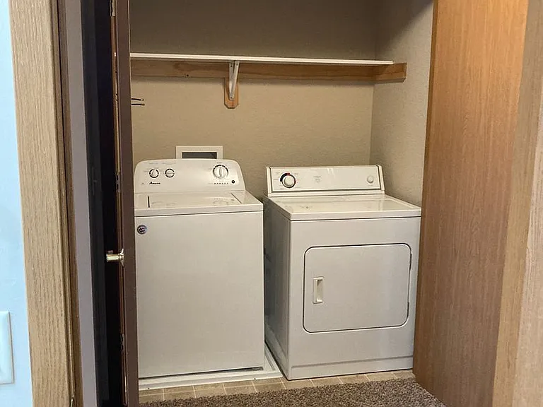 2376-2380 2478th Ave — Photo 8