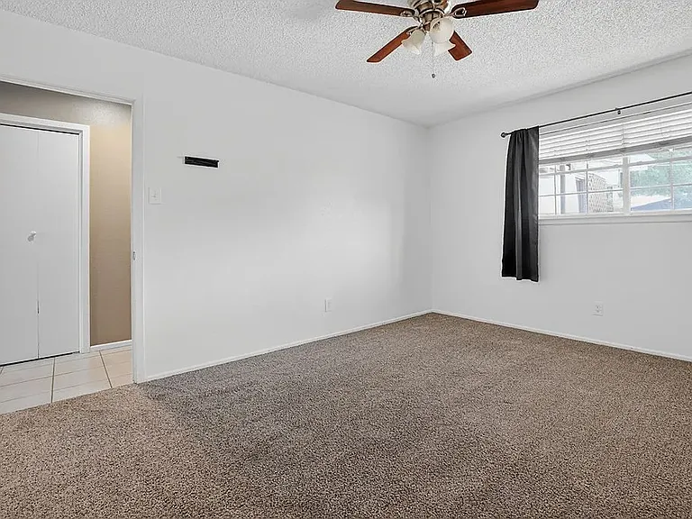 2615 Haynes Dr #B — Photo 14