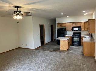 1023 Laurel Tree Ct #B, Troy, OH 45373