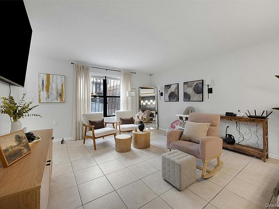5th image of 920 Union Avenue #A