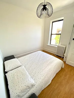 Rented by REALTY QUEST NEW YORK INC | media 11