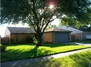 16162 Pipers View Dr, Webster, TX 77598