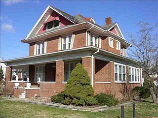 2nd image of 1417 W Main St