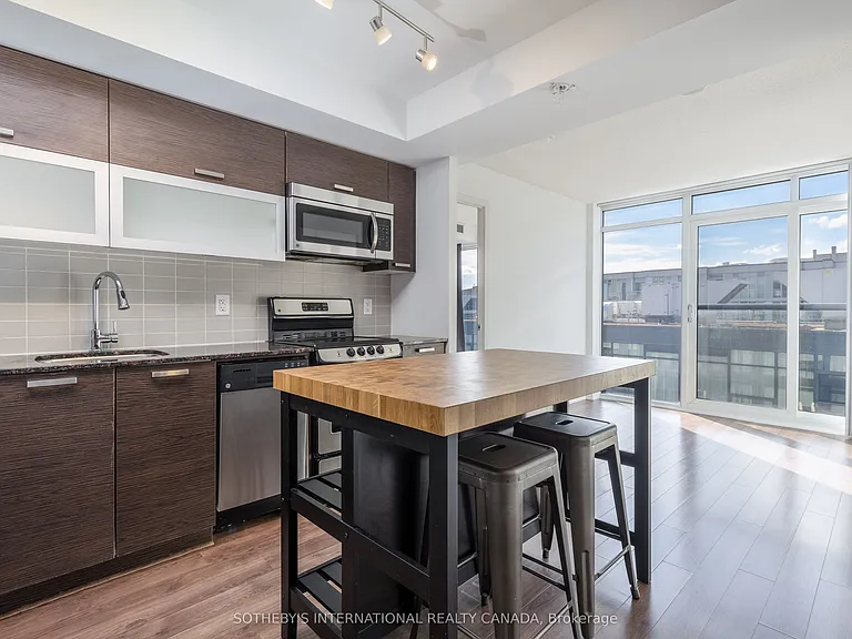 36 Lisgar St #LPH03E — Photo 1